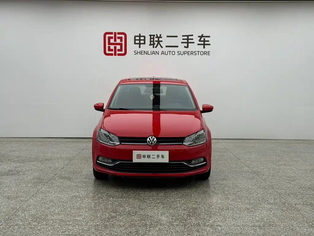 Volkswagen Polo — фото 5