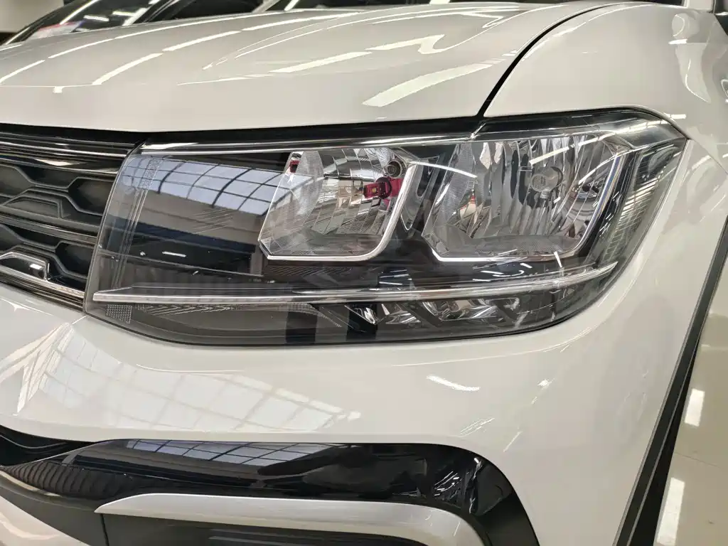 Volkswagen T-Cross — фото 14