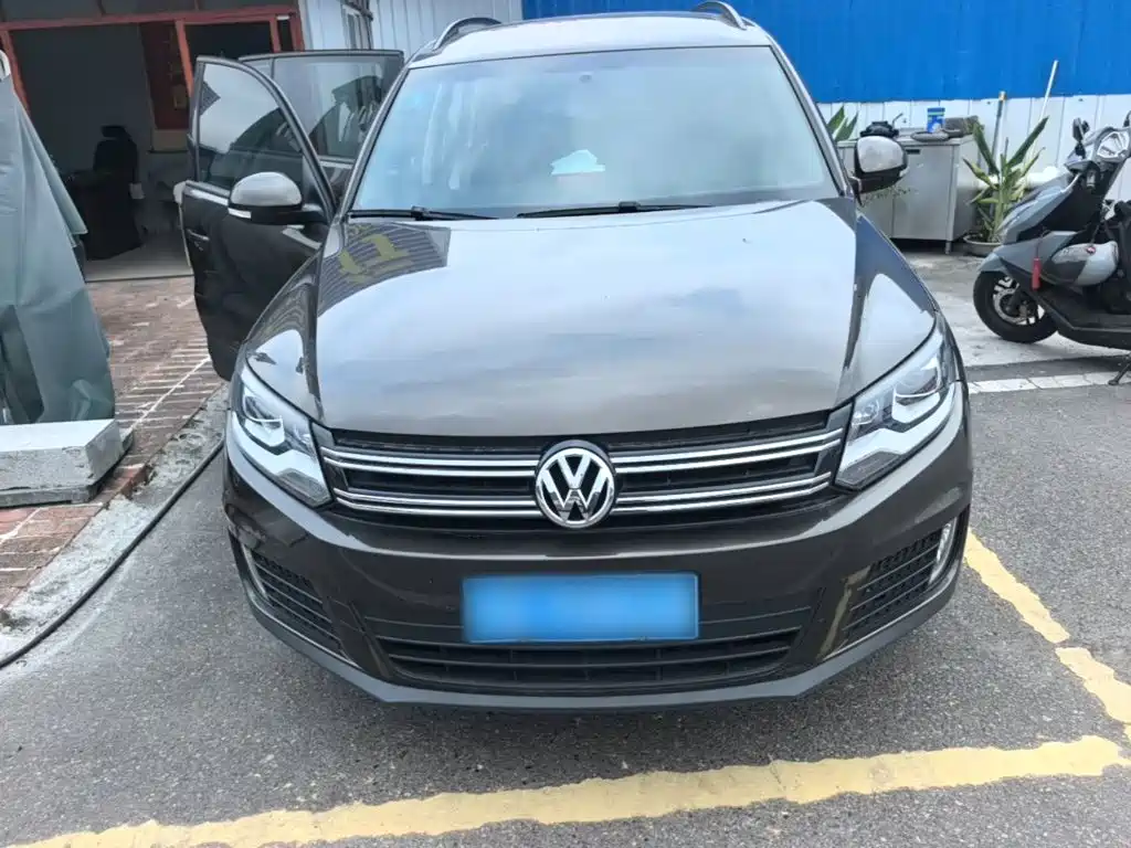 Volkswagen Tiguan — фото 3