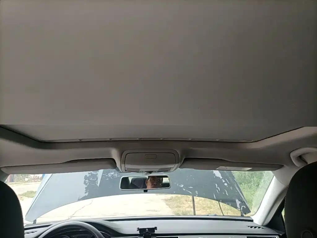 Volkswagen Passat — фото 18
