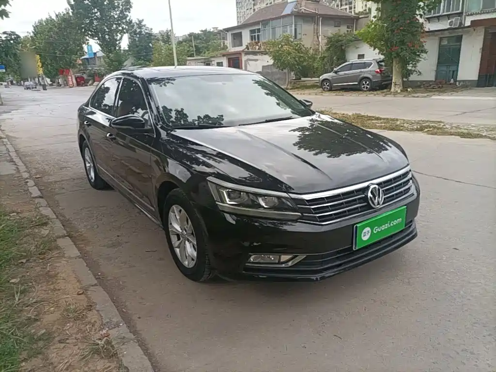 Volkswagen Passat — фото 4