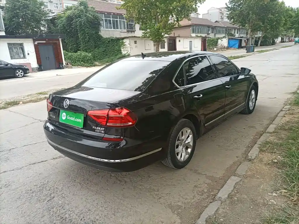 Volkswagen Passat — фото 7