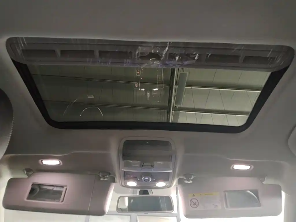 Volkswagen Passat — фото 18