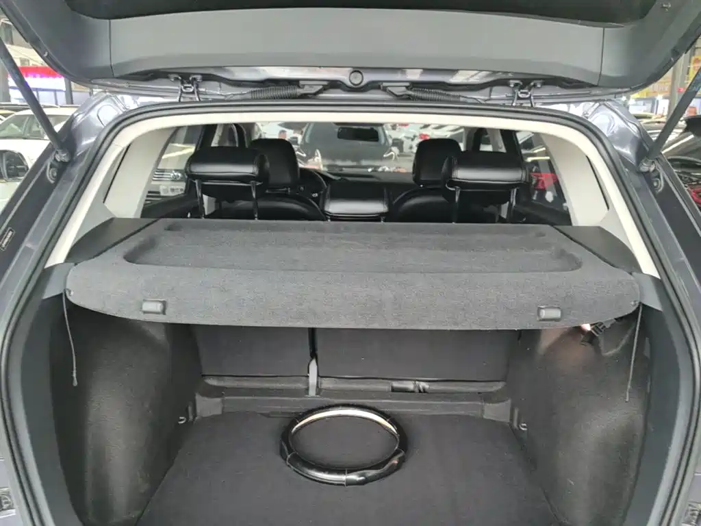 Volkswagen Tharu — фото 15