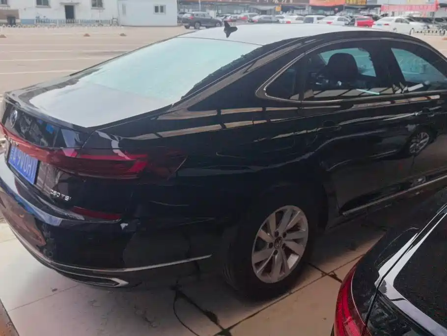 Volkswagen Passat — фото 3
