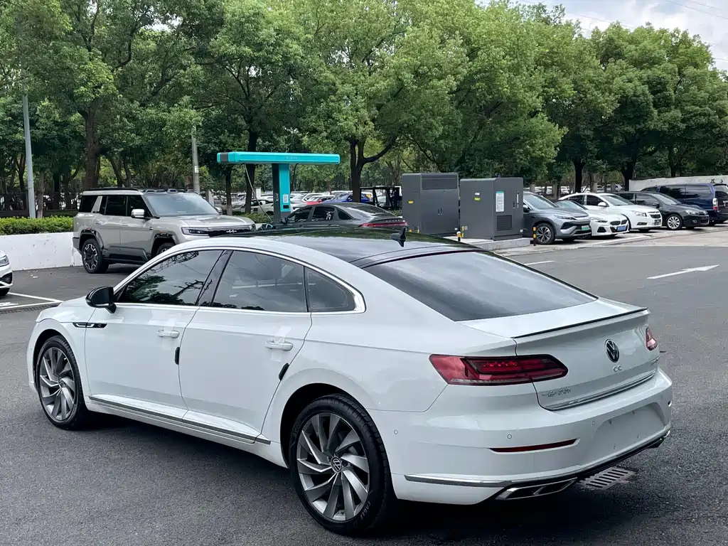 Volkswagen CC — фото 26