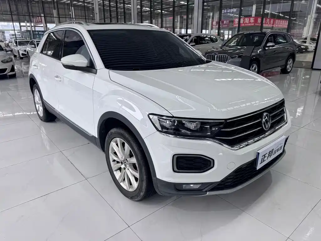 Volkswagen T-Roc — фото 3