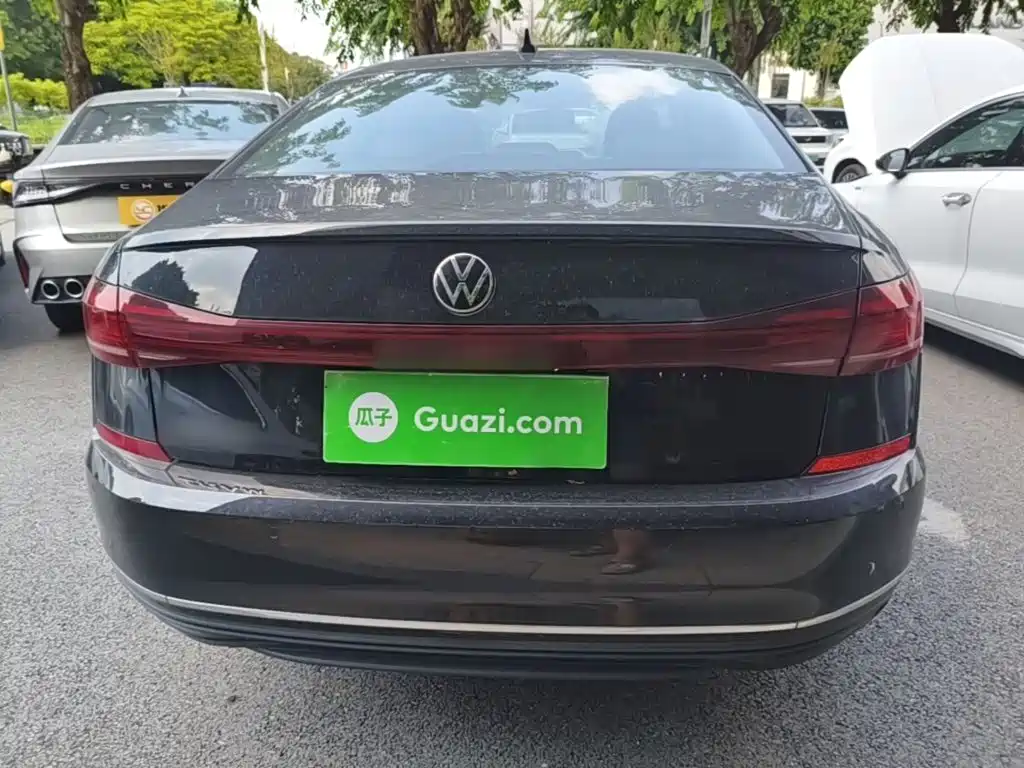 Volkswagen Passat — фото 6