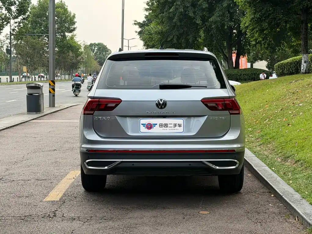 Volkswagen Tiguan L — фото 5