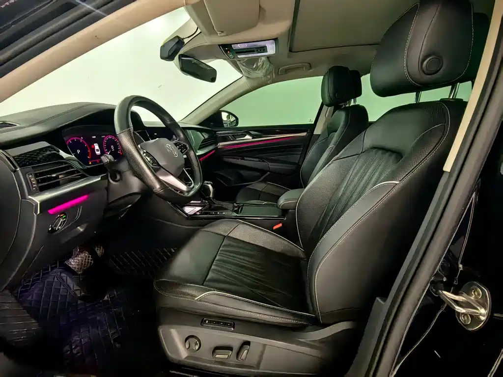 Volkswagen Passat — фото 7