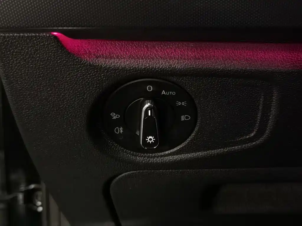 Volkswagen Passat — фото 21