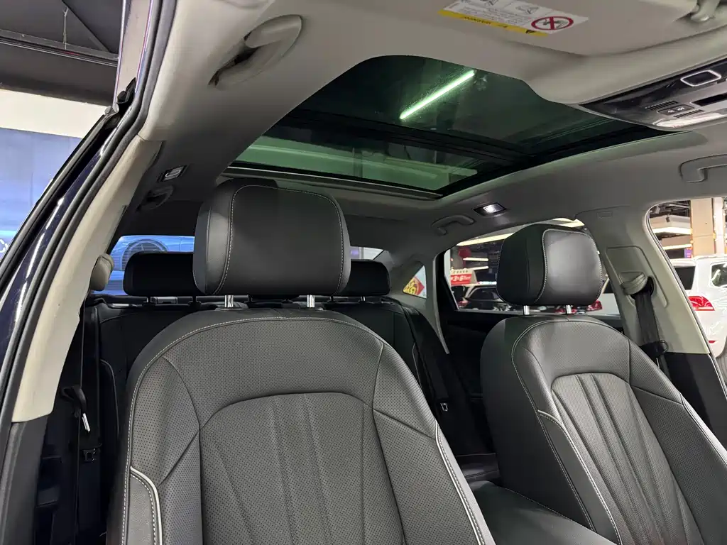 Volkswagen Passat — фото 11