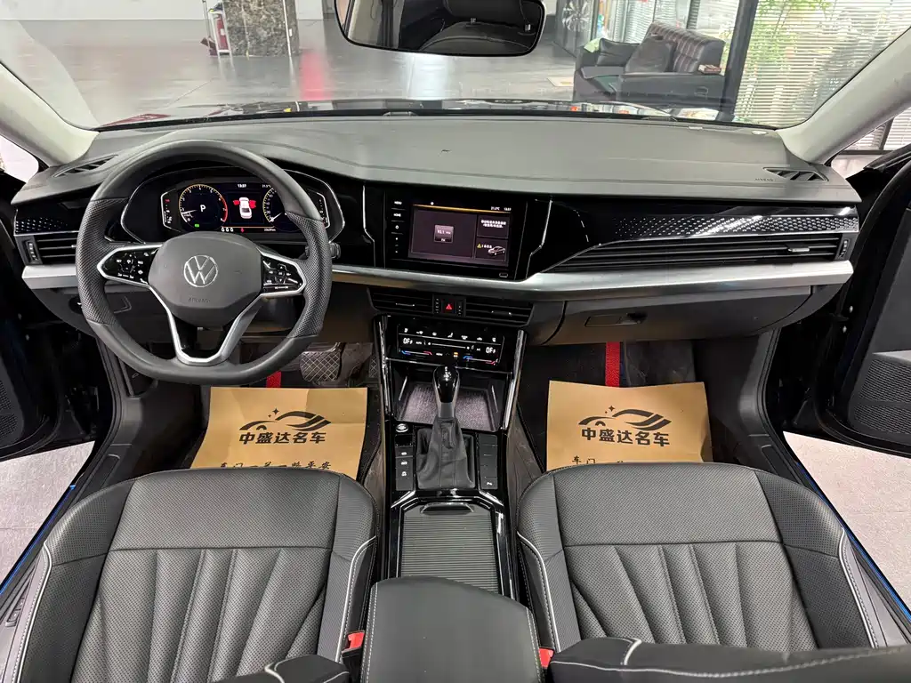 Volkswagen Passat — фото 13