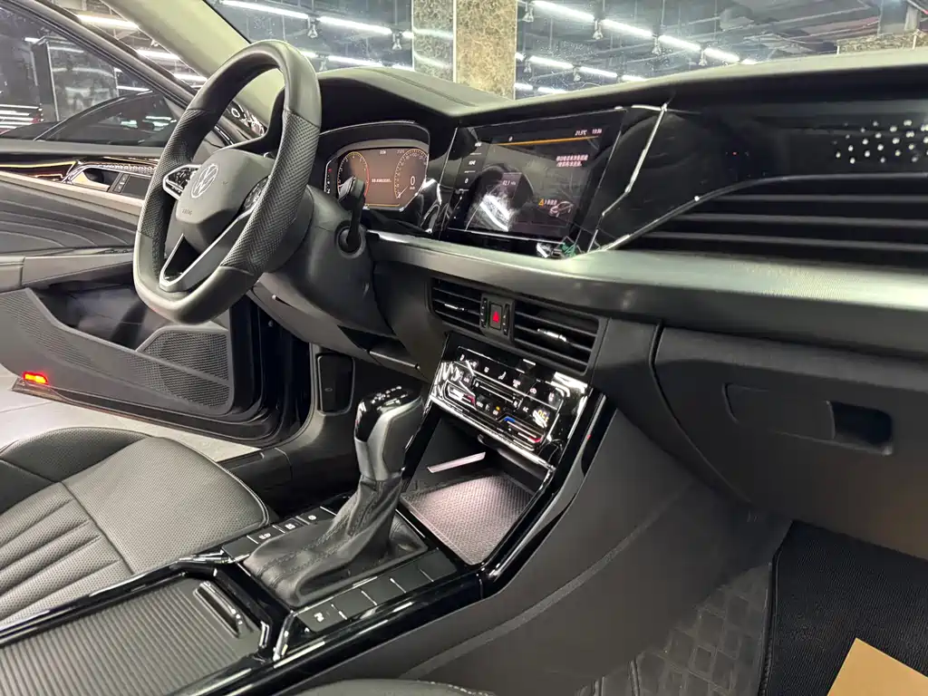 Volkswagen Passat — фото 10
