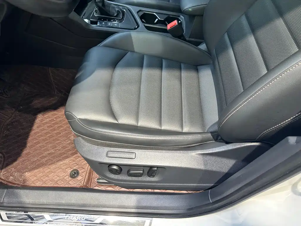 Volkswagen Tharu — фото 11