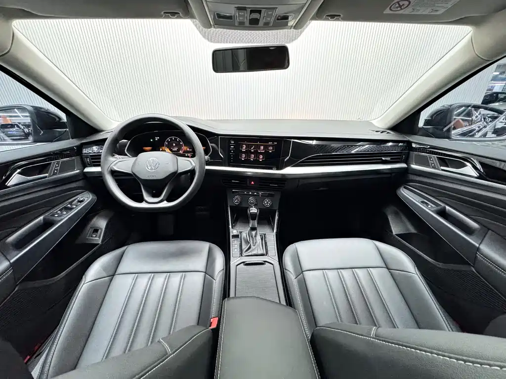 Volkswagen Passat — фото 13