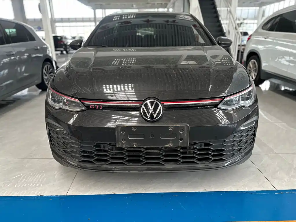 Volkswagen Golf GTI — фото 2