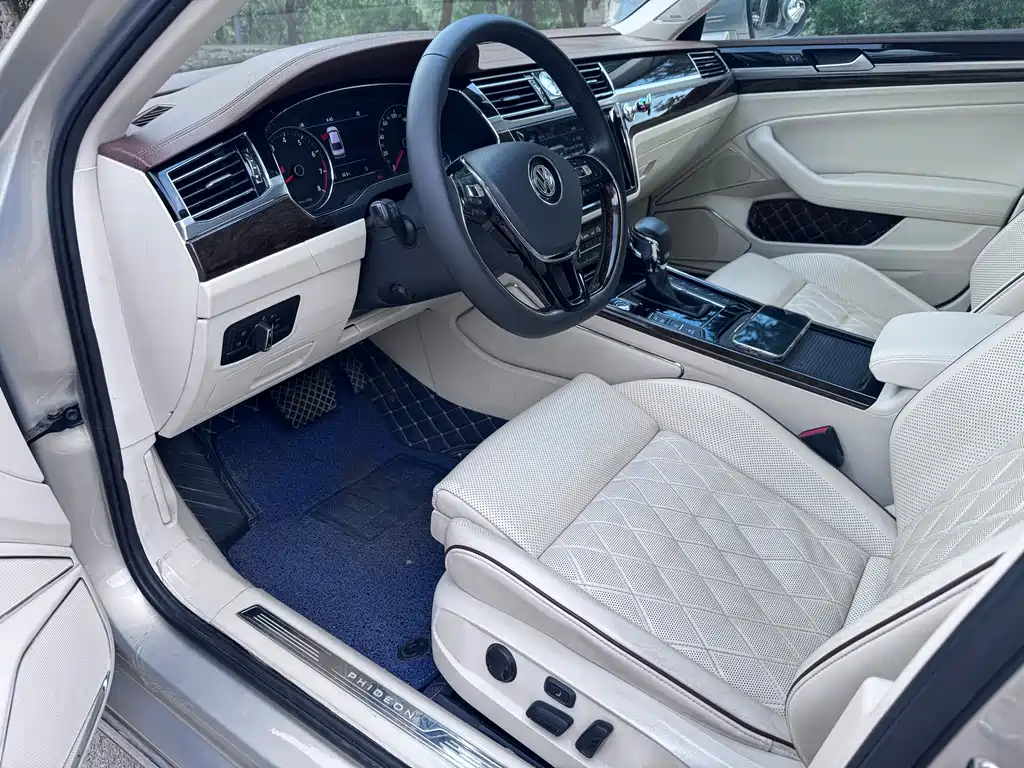 Volkswagen Phideon — фото 7