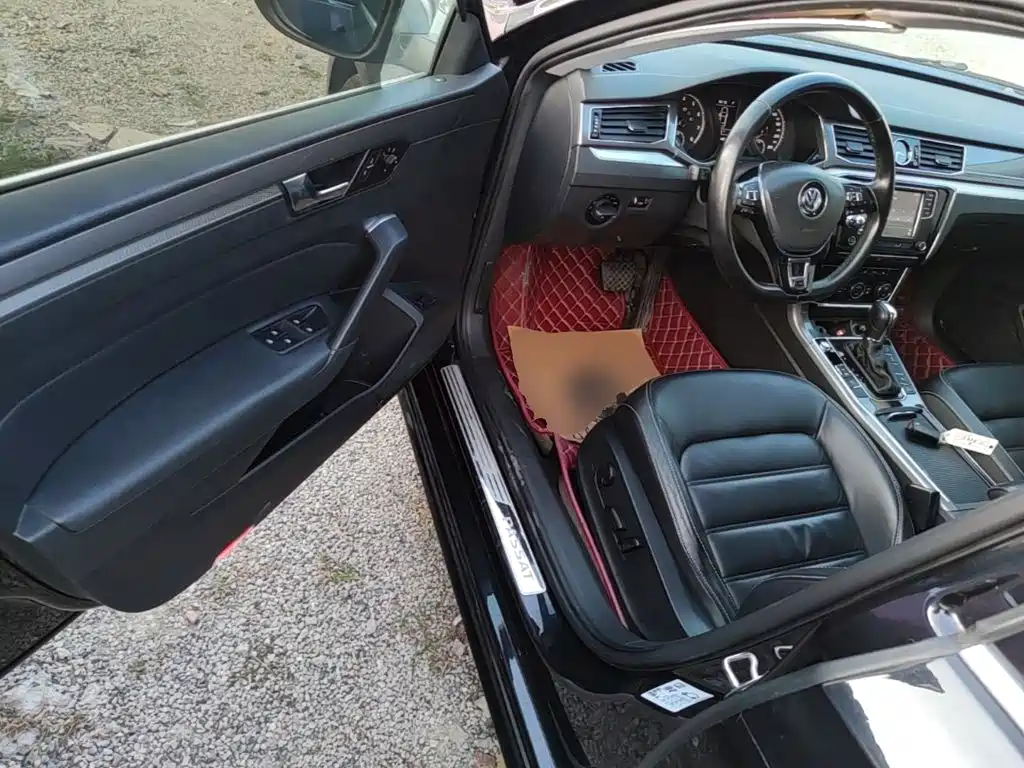 Volkswagen Passat — фото 16