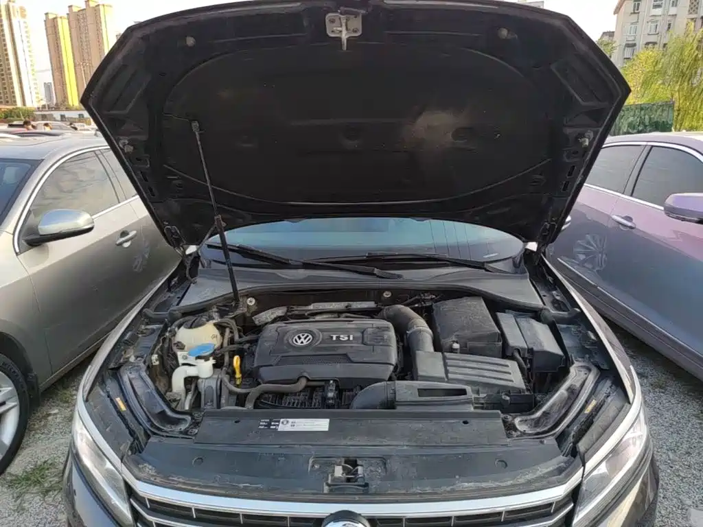 Volkswagen Passat — фото 20