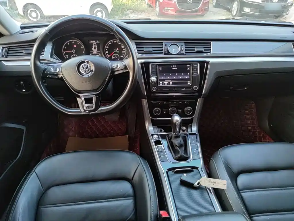 Volkswagen Passat — фото 10