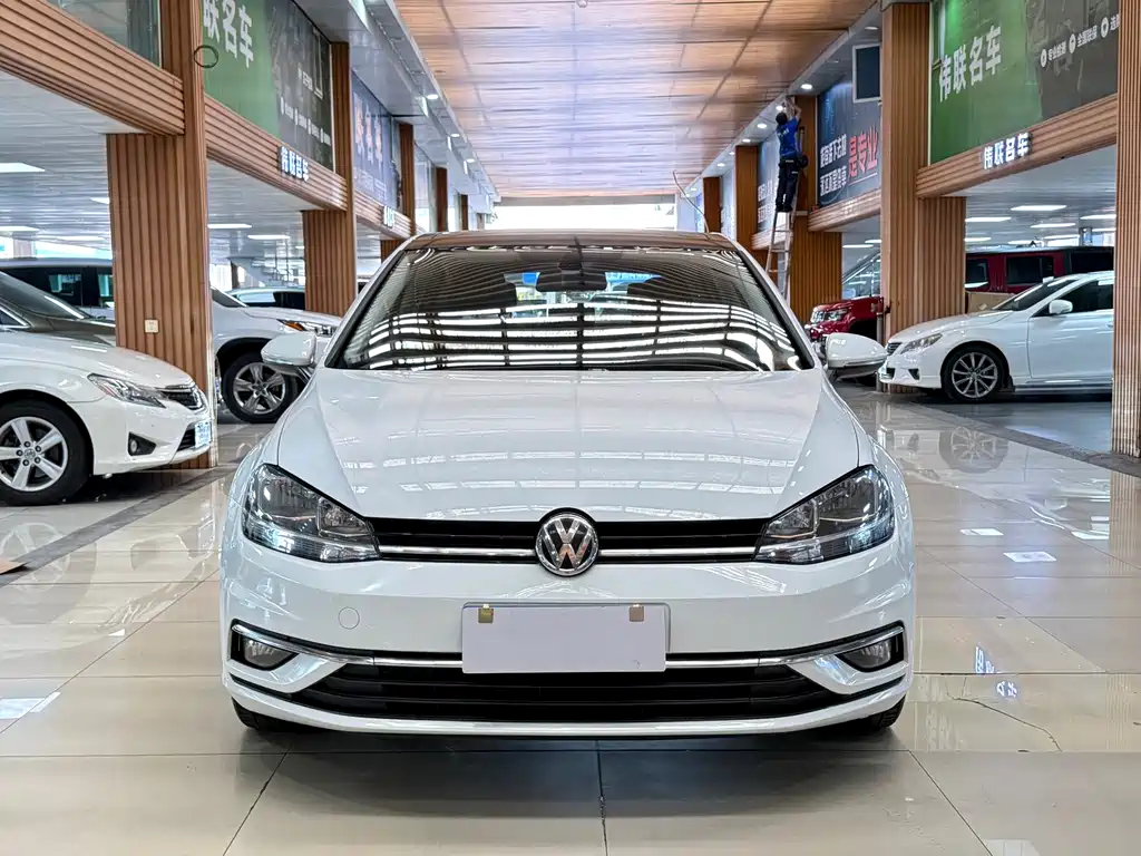 Volkswagen Golf — фото 2
