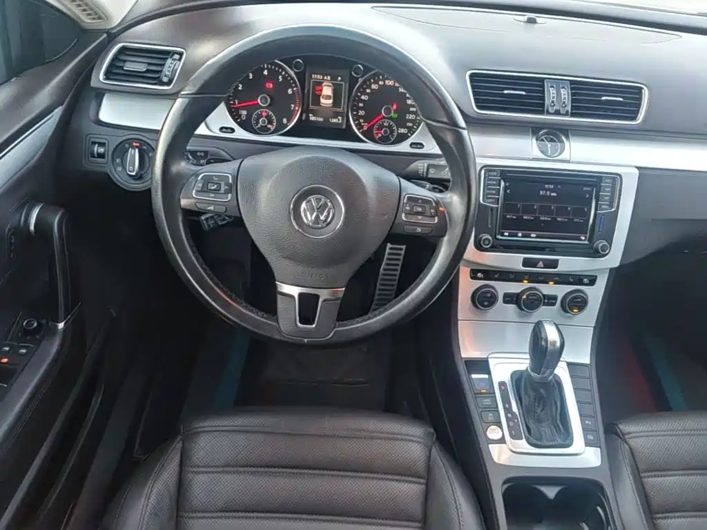 Volkswagen CC — фото 11