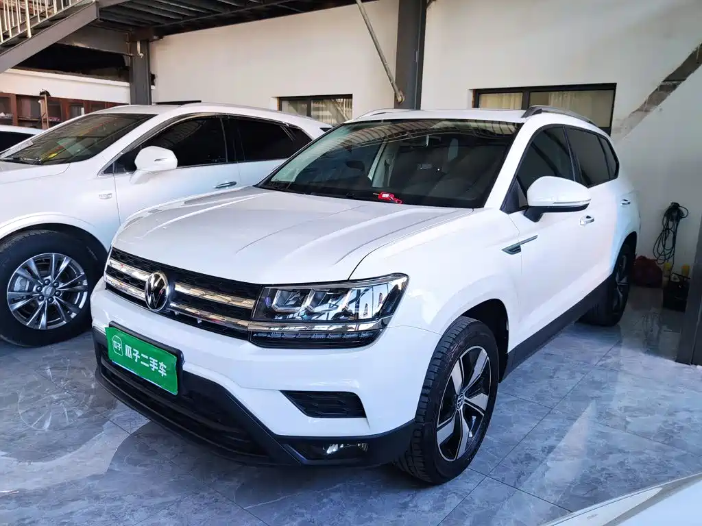 Volkswagen Tharu — фото 2