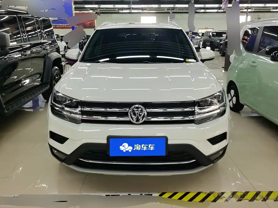 Volkswagen Tharu — фото 2