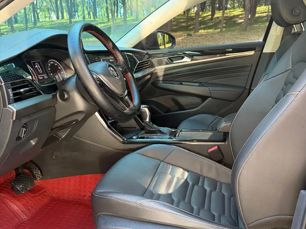 Volkswagen Passat — фото 7