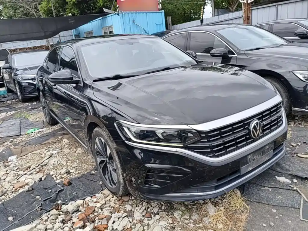 Volkswagen Passat — фото 4