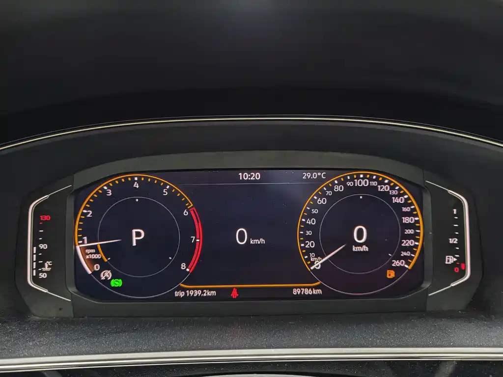 Volkswagen Passat — фото 14