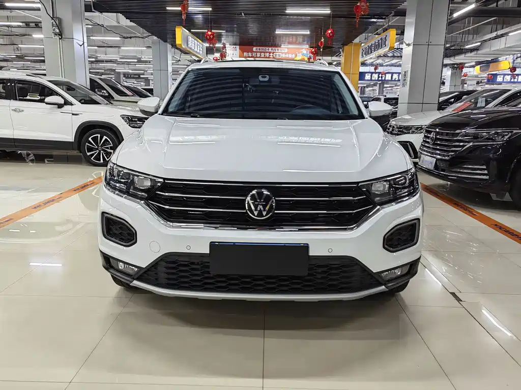 Volkswagen T-Roc — фото 2