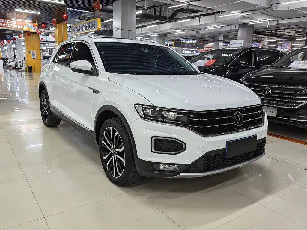 Volkswagen T-Roc — фото 3