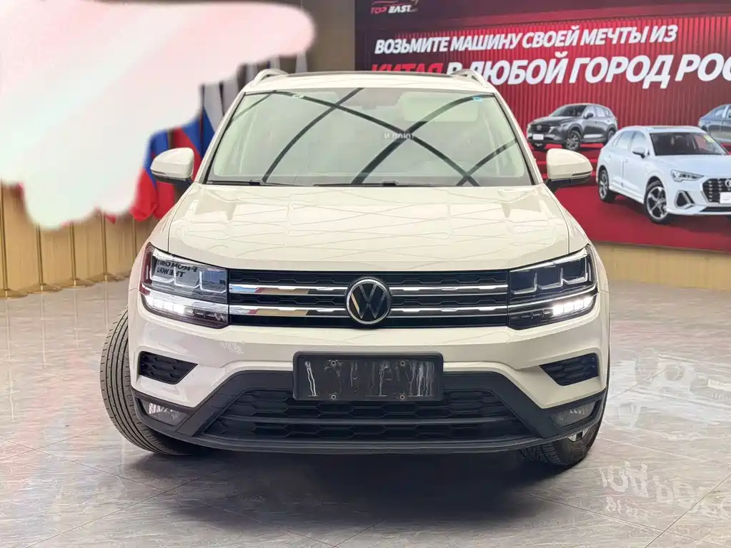Volkswagen Tharu — фото 2