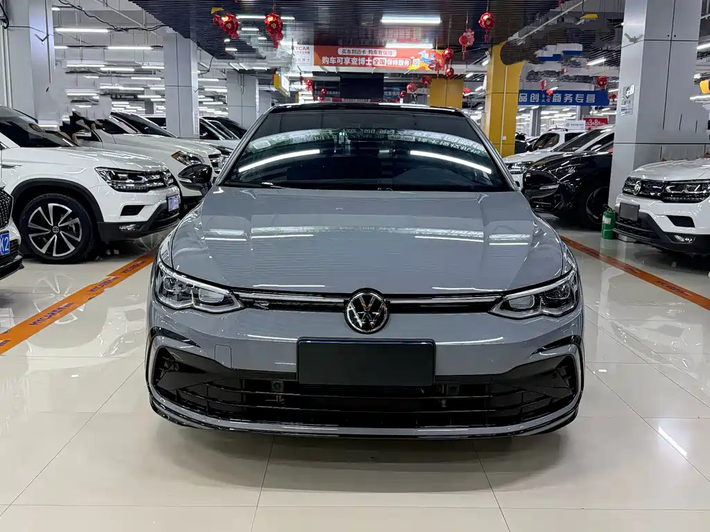 Volkswagen Golf — фото 2