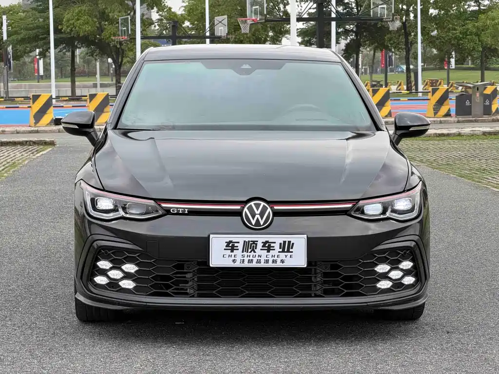 Volkswagen Golf GTI — фото 2