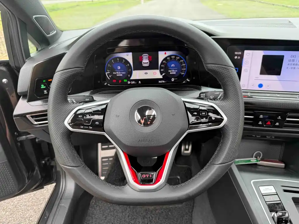 Volkswagen Golf GTI — фото 20