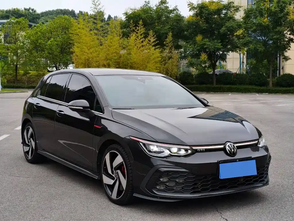 Volkswagen Golf GTI — фото 3