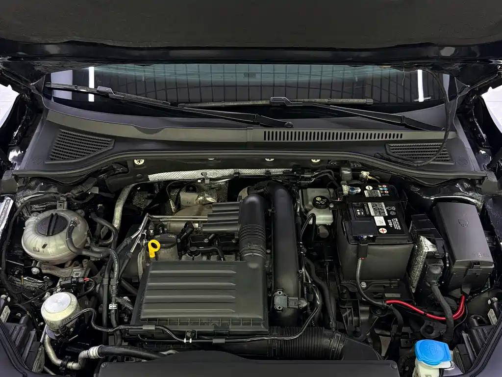 Volkswagen Passat — фото 22