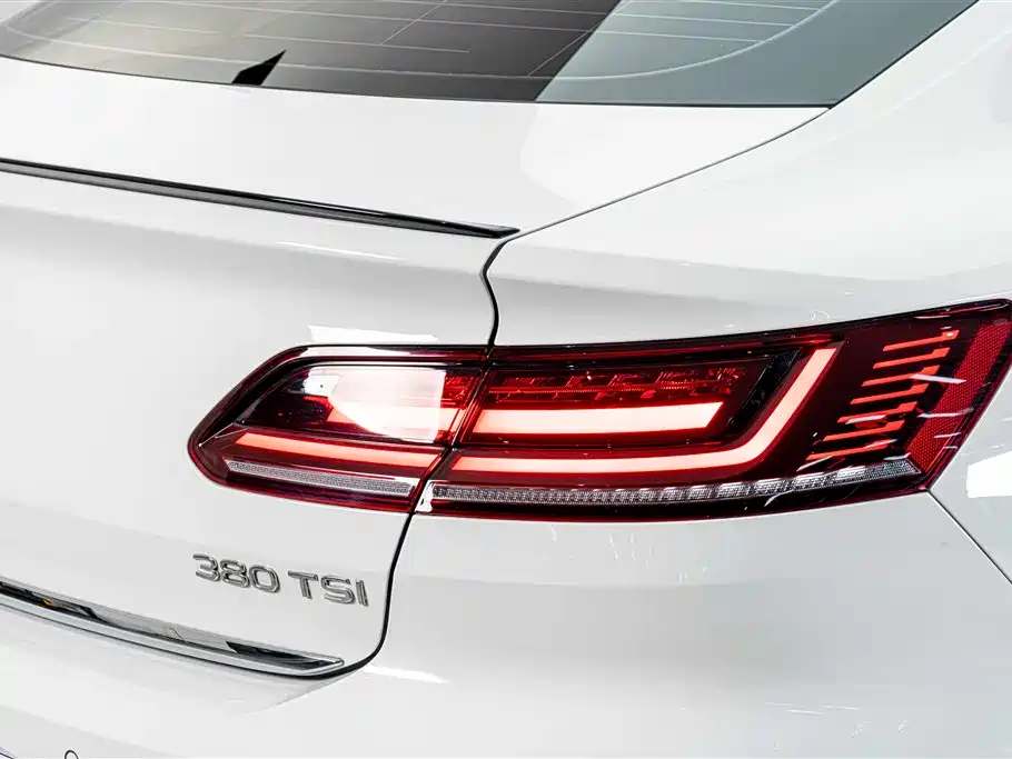 Volkswagen CC — фото 8