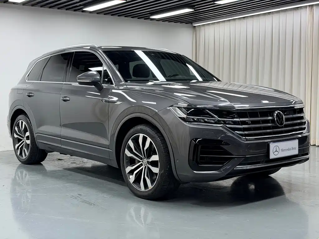 Volkswagen Touareg — фото 3