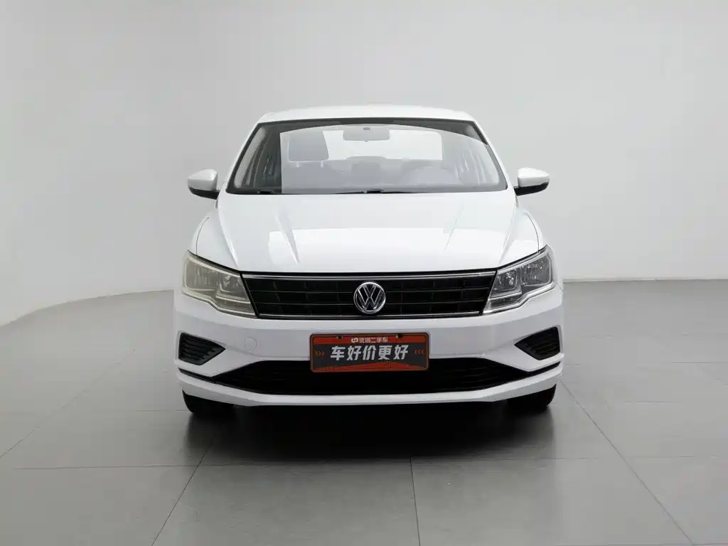 Volkswagen Jetta — фото 3