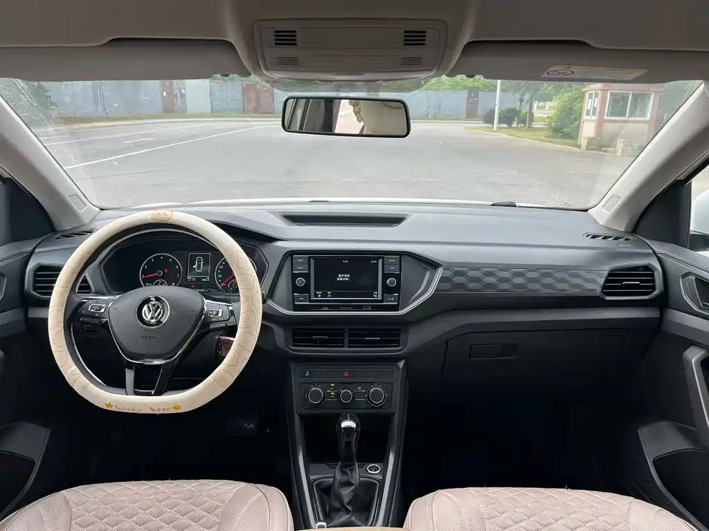 Volkswagen T-Cross — фото 6