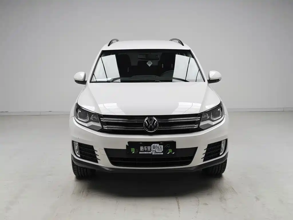 Volkswagen Tiguan — фото 2