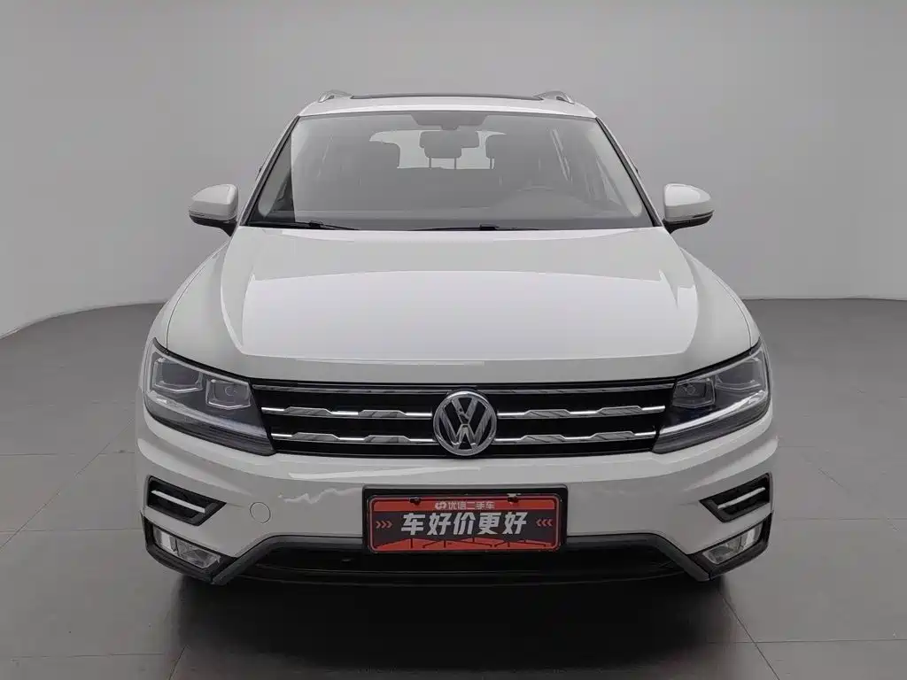 Volkswagen Tiguan L — фото 3