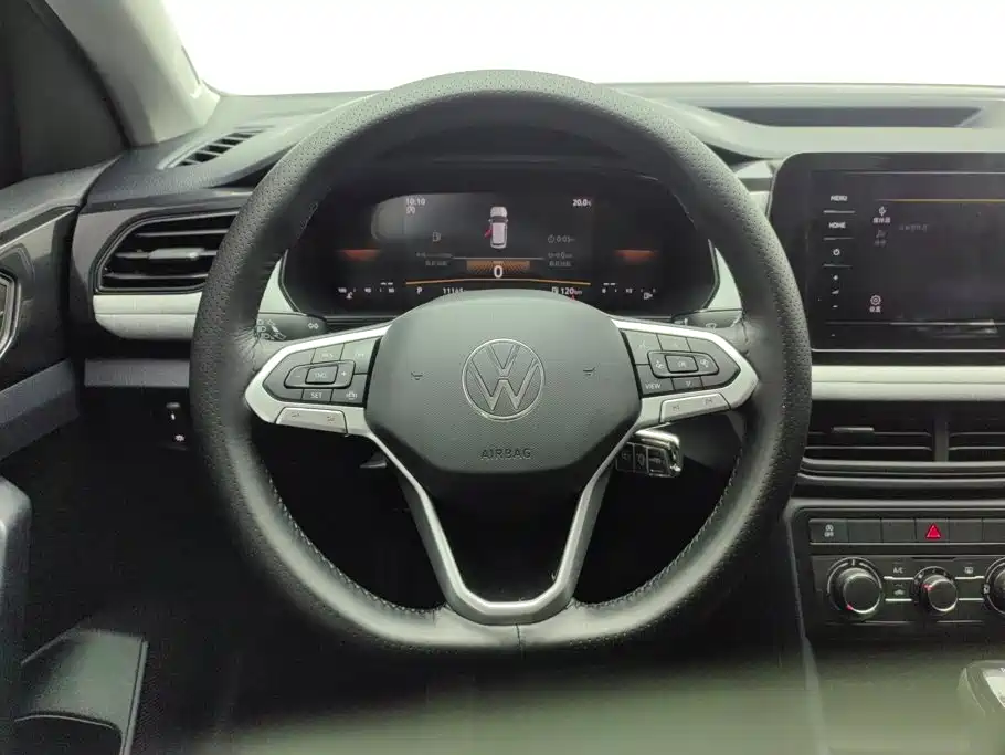 Volkswagen Tharu — фото 15