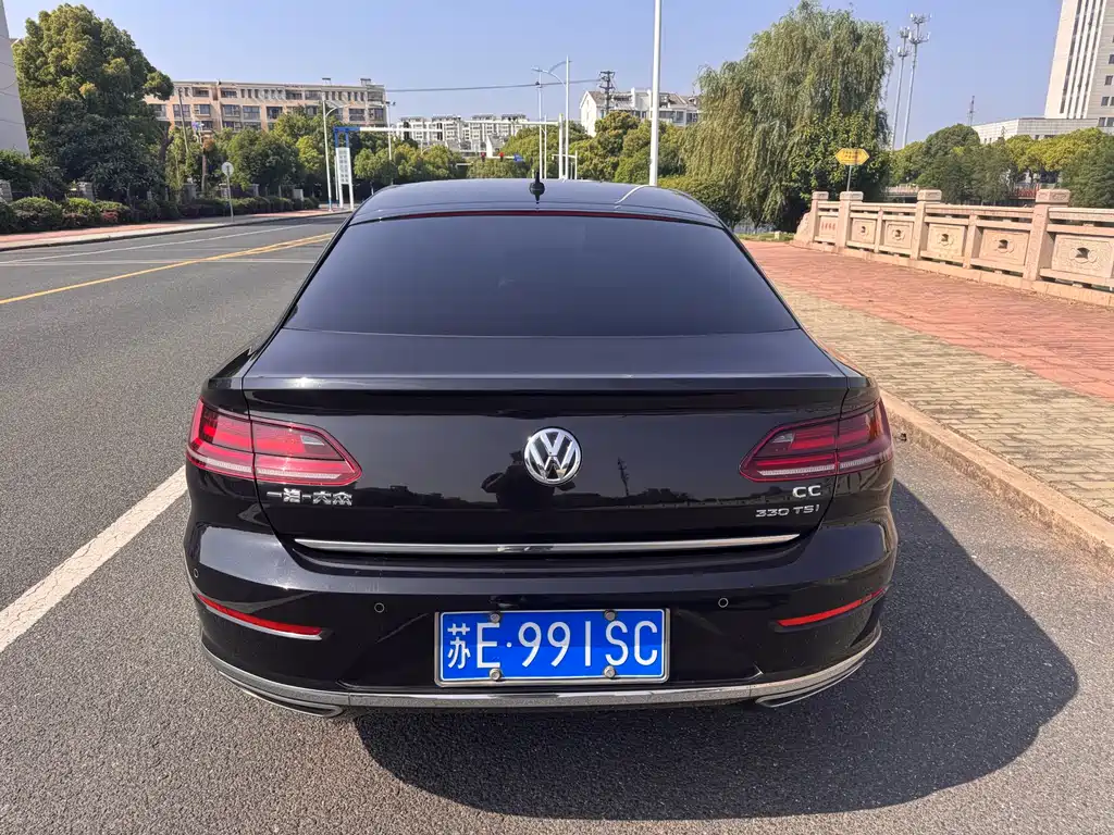 Volkswagen CC — фото 6