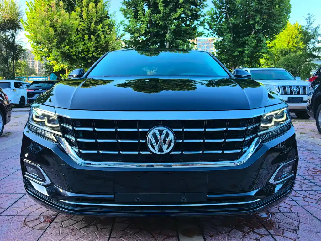 Volkswagen Passat — фото 2