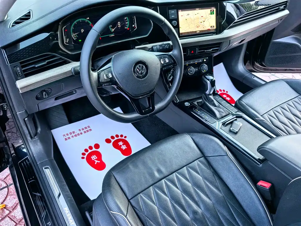 Volkswagen Passat — фото 5